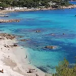 2 Bedrooms, 15 Min Walk To Beach, Ac, Pool & Fiber Internet In A Quiet, Private Gated Domain 5kms To St Tropez Appartement *