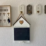 Appartement 2 Bedrooms, 15 Min Walk To Beach, Ac, Pool & Fiber Internet In A Quiet, Private Gated Domain 5kms To St Tropez