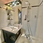 2 Bedrooms, 15 Min Walk To Beach, Ac, Pool & Fiber Internet In A Quiet, Private Gated Domain 5kms To St Tropez Appartement Cogolin