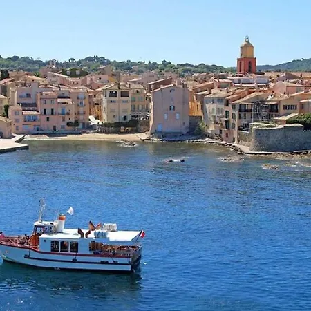 아파트 2 Bedrooms, 15 Min Walk To Beach, Ac, Pool & Fiber Internet In A Quiet, Private Gated Domain 5kms To St Tropez 코골렝