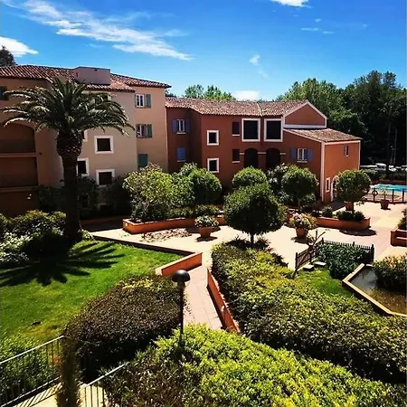 2 Bedrooms, 15 Min Walk To Beach, Ac, Pool & Fiber Internet In A Quiet, Private Gated Domain 5kms To St Tropez 코골렝